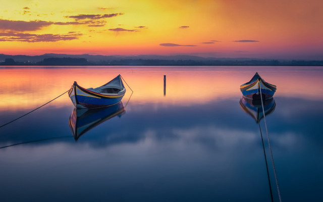 Boats sunset dawn colorful sky free wallpaper for desktop - medium preview image