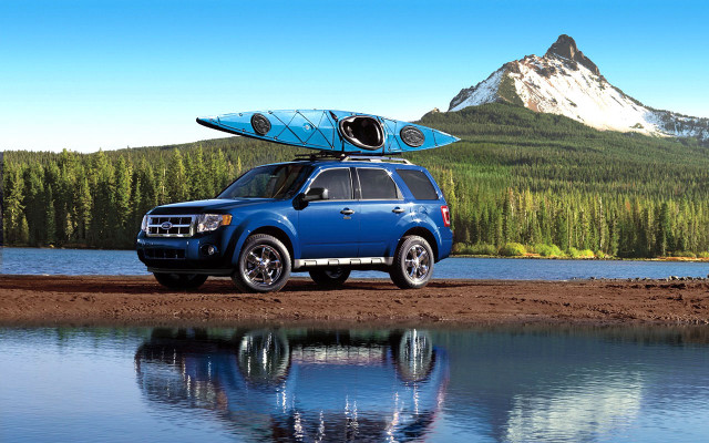 Blue suv surfboard lake mountains free wallpaper for desktop - medium preview image
