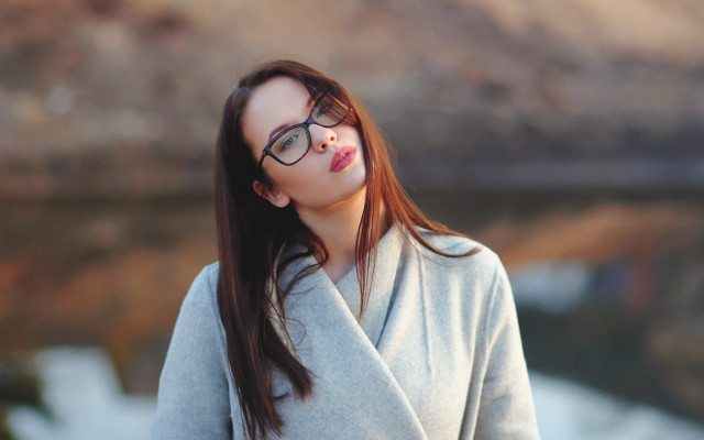 Woman glasses water rock Eszter free wallpaper for desktop - medium preview image