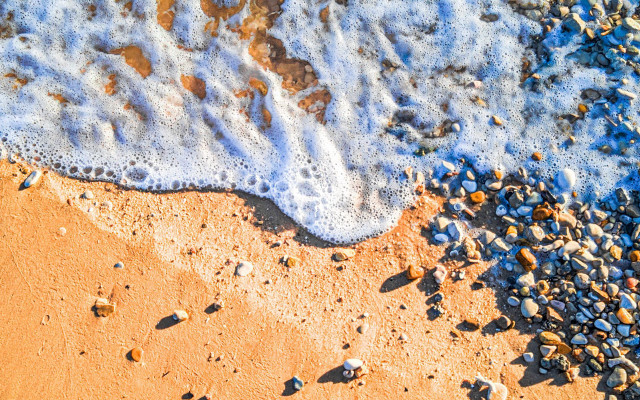 Beach wave rock sand shore free wallpaper for desktop - medium preview image