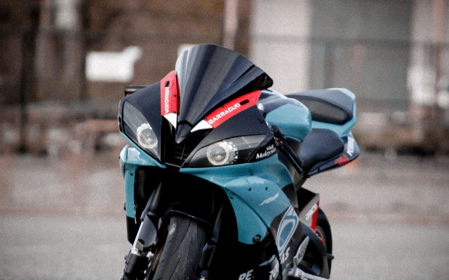 Motorcycle rain helmet shokof vray free wallpaper for desktop - medium preview image