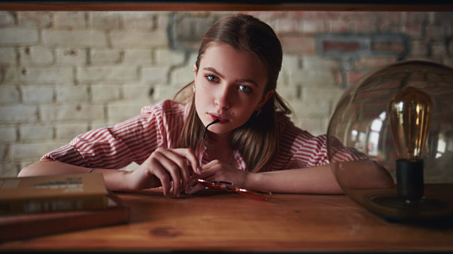 Girl table book lamp dark free wallpaper for desktop - medium preview image