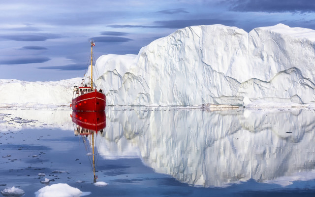 Red boat iceberg ocean sky free wallpaper for desktop - medium preview image