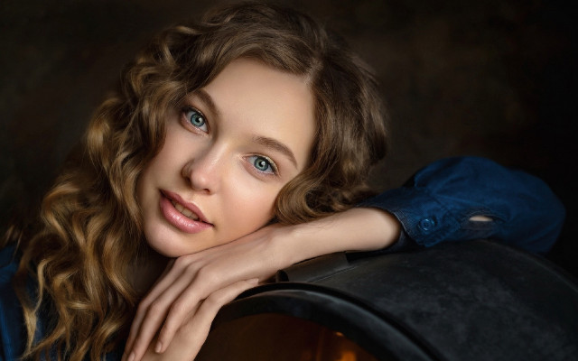 Elina karimova blue eyes black free wallpaper for desktop - medium preview image