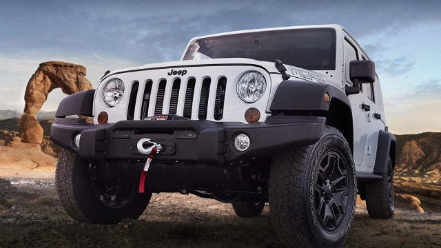 White jeep desert rock formation free wallpaper for desktop - medium preview image