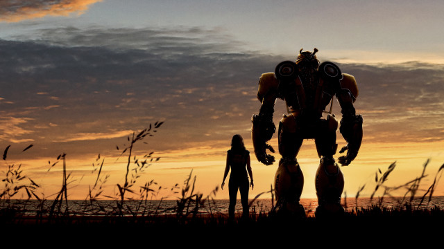 Giant robot sunset horizon beach free wallpaper for desktop - medium preview image