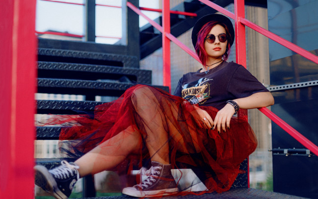 Red skirt sneakers portrait punk free wallpaper for desktop - medium preview image