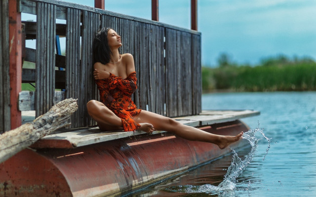 Woman dock water boat fashion free wallpaper for desktop - medium preview image