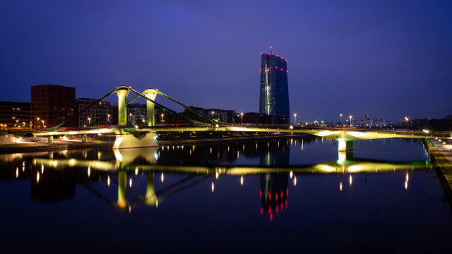 Bridge water night cityscape skyline free wallpaper for desktop - medium preview image