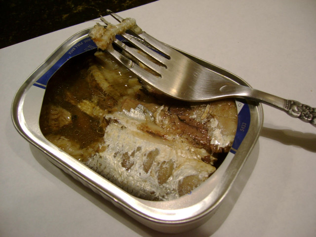 Fork stuck half eaten food free wallpaper for desktop - medium preview image