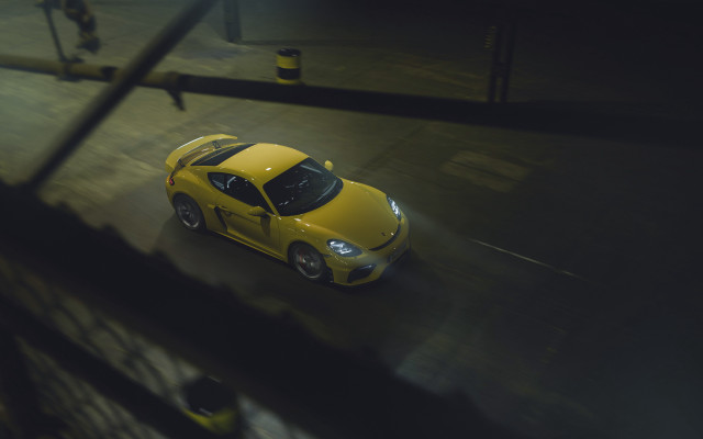 Yellow sports car night street free wallpaper for desktop - medium preview image