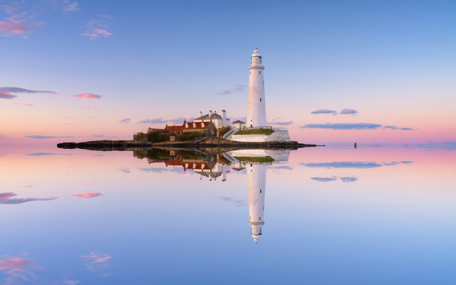 Lighthouse pink sky puzzle award free wallpaper for desktop - medium preview image