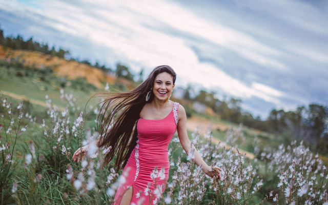Pink dress woman flower field #2 free wallpaper for desktop - medium preview image