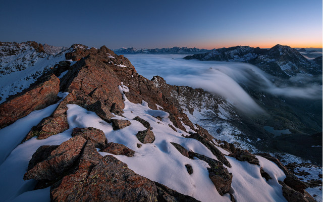Mountain clouds mist beach city free wallpaper for desktop - medium preview image