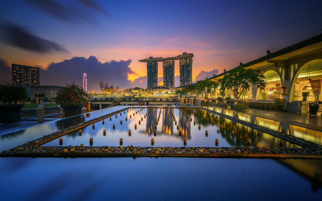 Cityscape tillt shift pool night free wallpaper for desktop - medium preview image