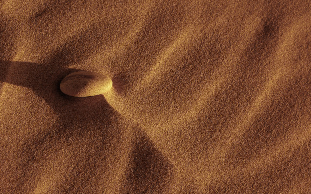 Rock beach shadow macro desert free wallpaper for desktop - medium preview image