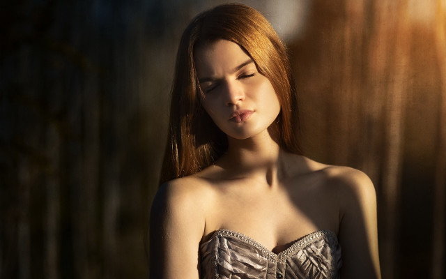 Redhair silverdress posing closedeyes artportrait free wallpaper for desktop - medium preview image