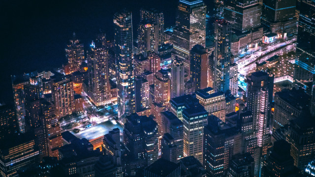 City night lights tokyo skyline free wallpaper for desktop - medium preview image