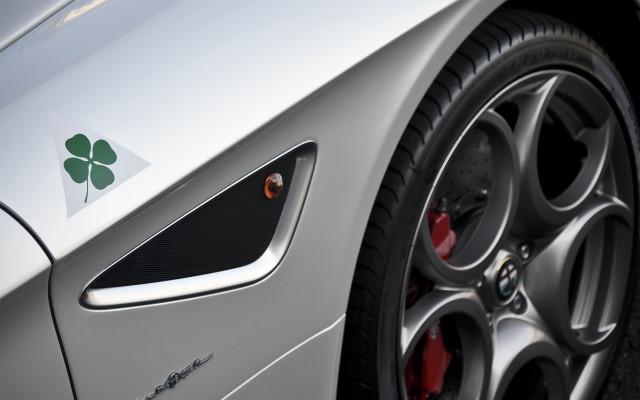 Car clover bumper sticker photorealism free wallpaper for desktop - medium preview image