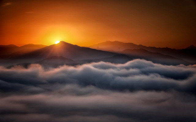 Sunset mountain range clouds sunshine free wallpaper for desktop - medium preview image