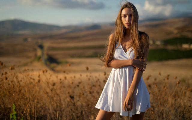 Woman white dress field crossed free wallpaper for desktop - medium preview image