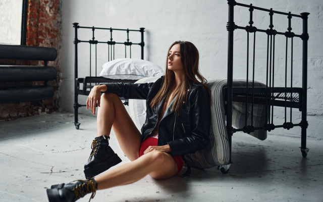 Annabel eyres fashion room sitting free wallpaper for desktop - medium preview image