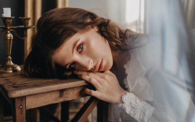 Arabella rankin portrait candle curtains free wallpaper for desktop - medium preview image