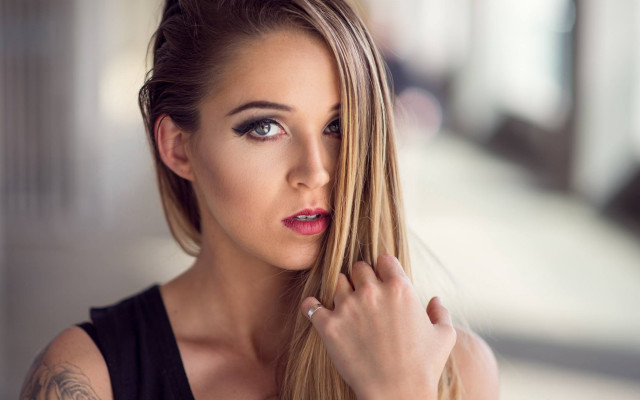 Woman ring blacktop tattoo blonde free wallpaper for desktop - medium preview image