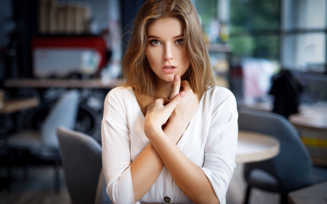 Serious woman portrait eszter mattioni free wallpaper for desktop - medium preview image