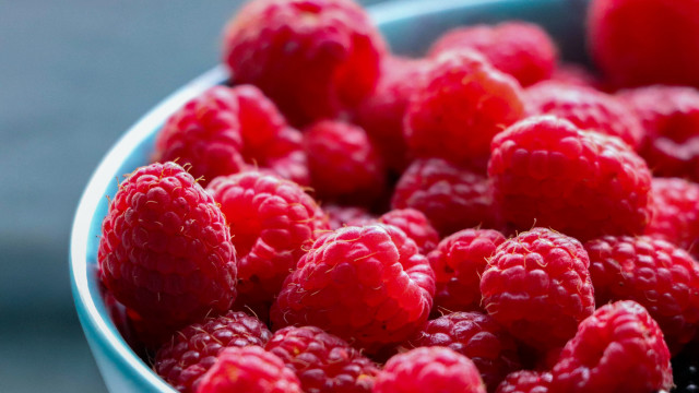 Raspberries closeup microscopic red moon free wallpaper for desktop - medium preview image
