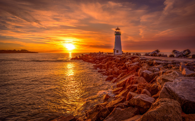 Lighthouse rocky shore sunset clouds #6 free wallpaper for desktop - medium preview image