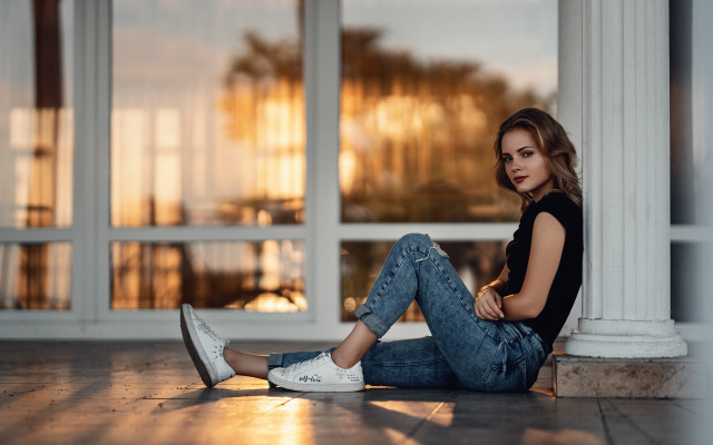 Woman sitting building blue eyes free wallpaper for desktop - medium preview image