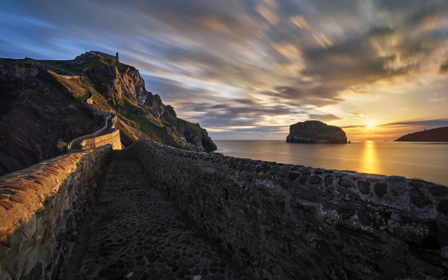 Stone wall sunset rock outcropping free wallpaper for desktop - medium preview image
