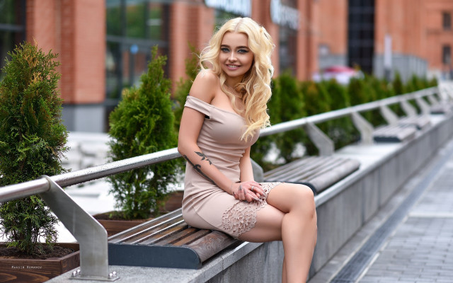 Elina karimova bench dress heels free wallpaper for desktop - medium preview image