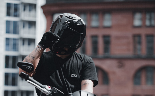 Man helmet motorcycle city neoism free wallpaper for desktop - medium preview image