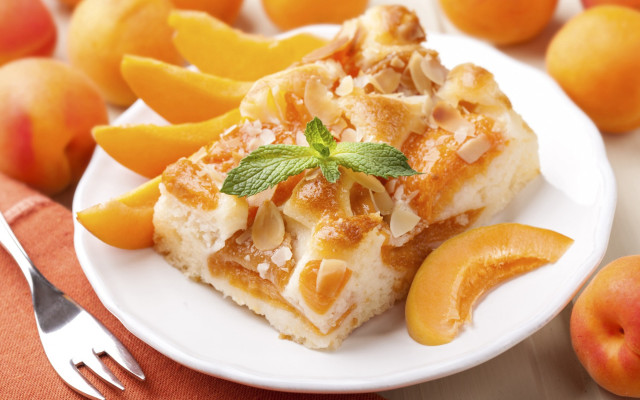 Peach dessert plate fork napkin free wallpaper for desktop - medium preview image