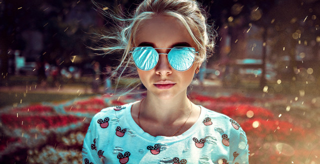 Girl sunglasses flowerfield rain blurry free wallpaper for desktop - medium preview image