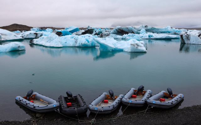 Boats icebergs mountains ecological art free wallpaper for desktop - medium preview image