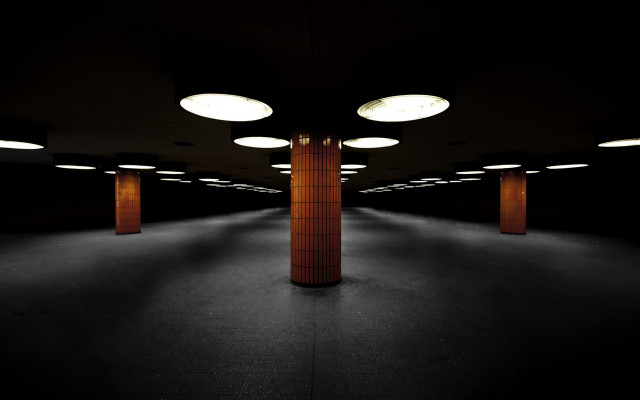 Dark room column berlin moon free wallpaper for desktop - medium preview image