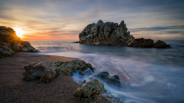 Ocean rock formation sunset waves #2 free wallpaper for desktop - medium preview image