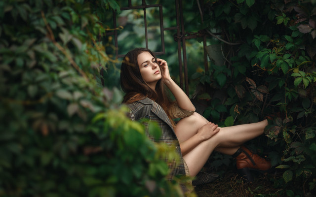 Woman bench garden cellphone plaid free wallpaper for desktop - medium preview image