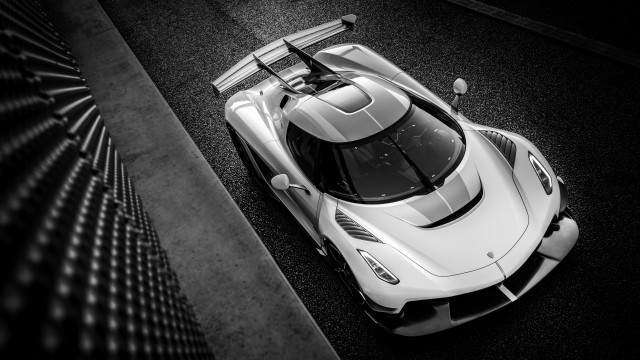 White sports car night sky free wallpaper for desktop - medium preview image