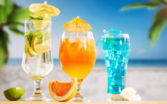 Beach drinks summer vibrancy tropical free wallpaper for desktop - medium preview image