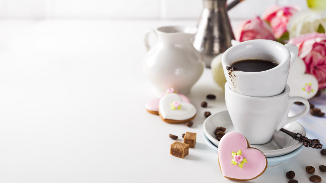 Coffee cookies vase flowers product free wallpaper for desktop - medium preview image