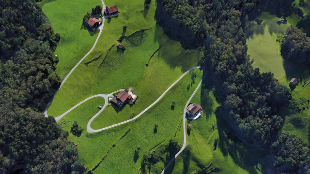 House green field winding road free wallpaper for desktop - medium preview image