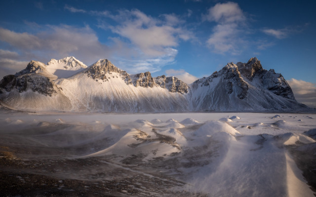 Snowy mountain range blue sky #8 free wallpaper for desktop - medium preview image