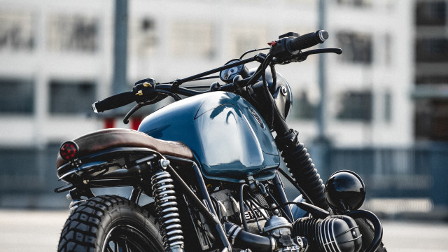 Blue motorcycle road building clock free wallpaper for desktop - medium preview image