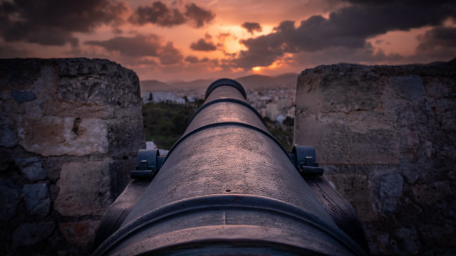 Cannon sunset castle city clouds free wallpaper for desktop - medium preview image