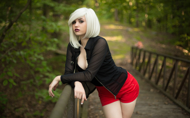 White hair woman leaning wooded free wallpaper for desktop - medium preview image