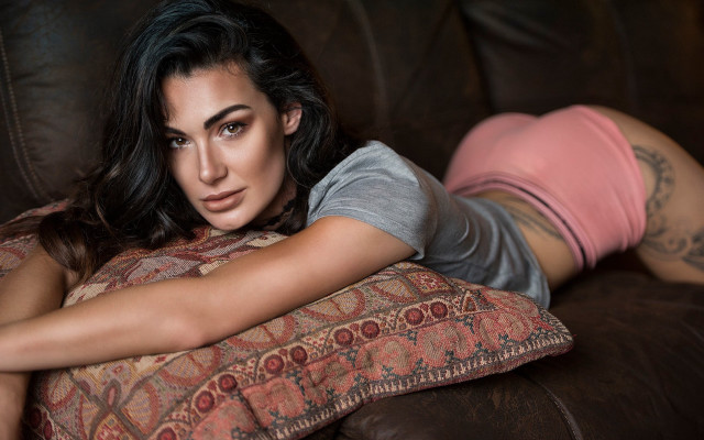 Woman laying couch tattoo lace free wallpaper for desktop - medium preview image